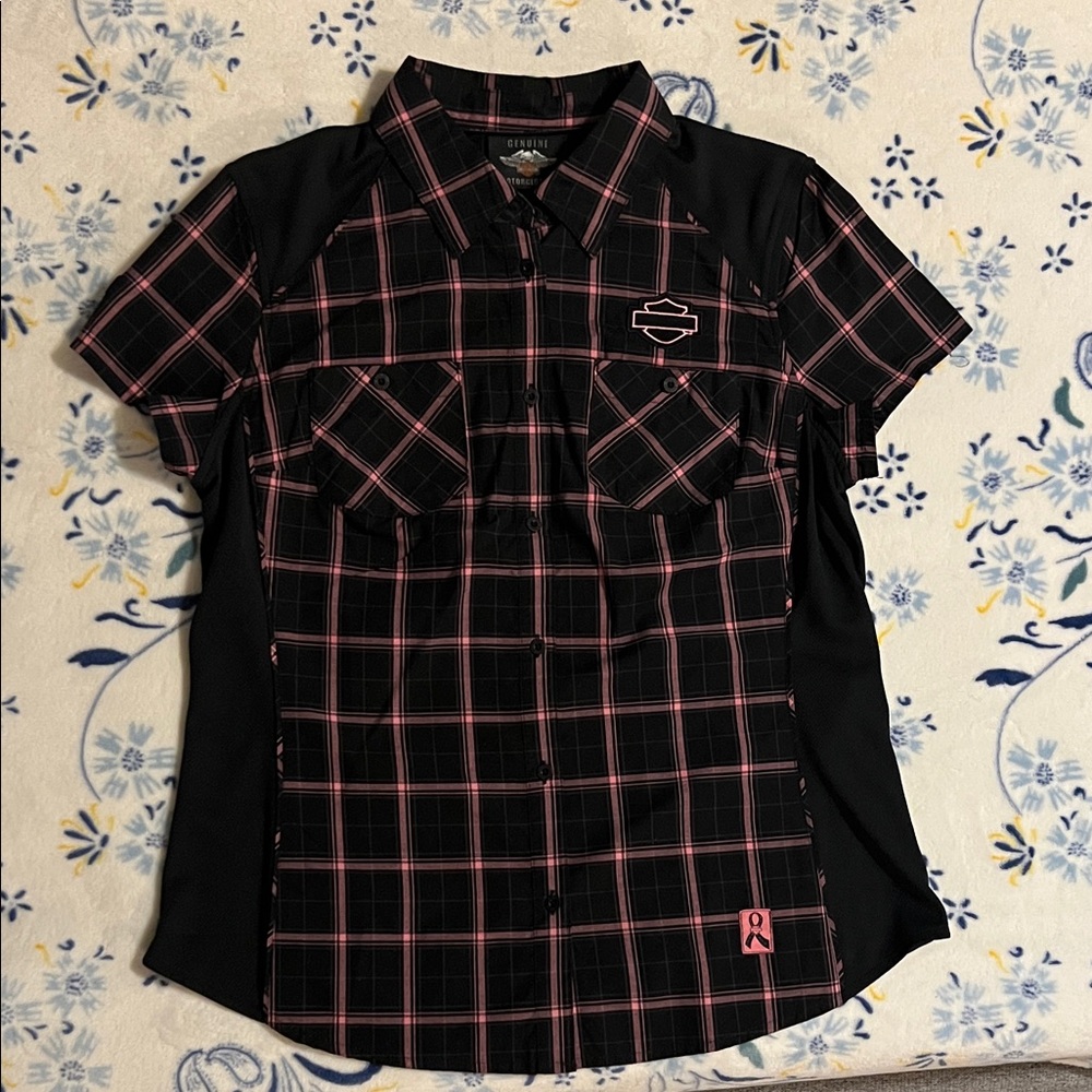Women’s Harley Davidson Black and Pink plaid button down
